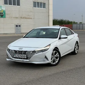 Hyundai Elantra 2021