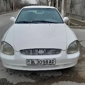 Hyundai Sonata 2001