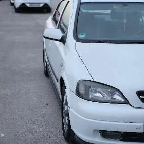 Opel Astra 2003