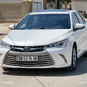 Toyota Camry 2016