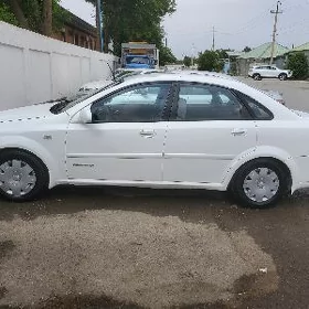 Chevrolet Lacetti 2004