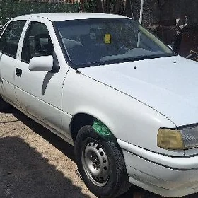 Opel Vectra 1992