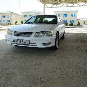 Toyota Camry 2000