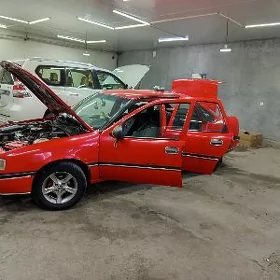 Opel Vectra 1989