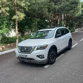 Nissan Pathfinder 2020