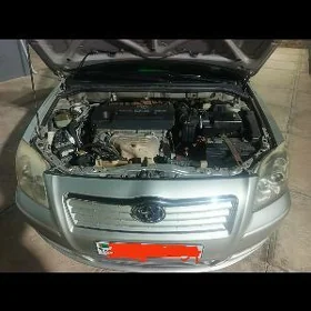 Toyota Avensis 2005