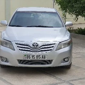 Toyota Camry 2011