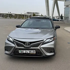 Toyota Camry 2022