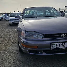 Toyota Camry 1993