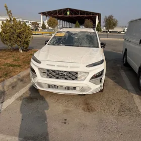 Hyundai Kona 2021