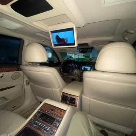Lexus LS 460 2008