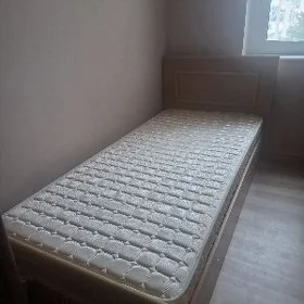 Продаётся односпальная кровать