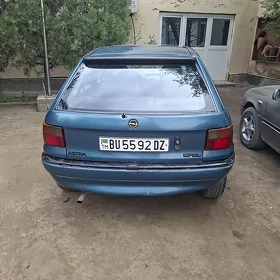 Opel Astra 1992