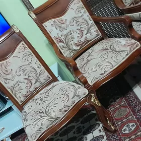 стол и стул я хорошего качеств