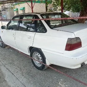Daewoo Nexia 2001