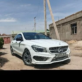 Mercedes-Benz CLA 2015
