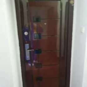hitrowka grajdan 1etaj 3kom