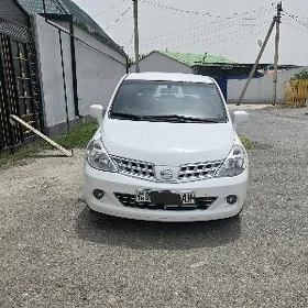 Nissan Versa 2010