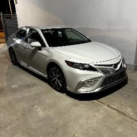 Toyota Camry 2023