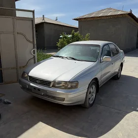 Toyota Corona 1995