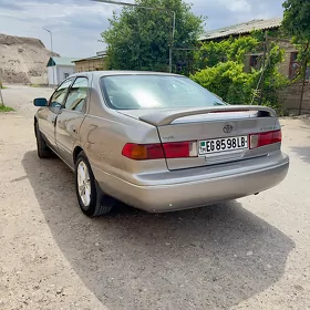 Toyota Camry 2000