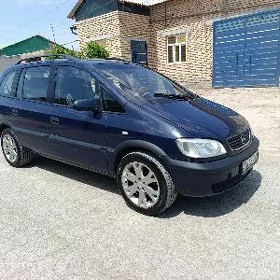 Opel Zafira 2001
