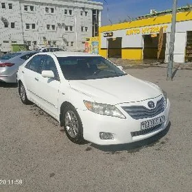 Toyota Camry 2010