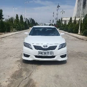 Toyota Camry 2010