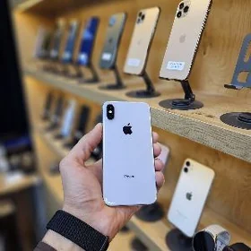 iPhone Xs Silver 78 %,64 g