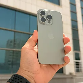 iPhone 15 pro 🩶128/872Sim