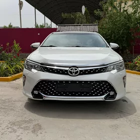 Toyota Camry 2014