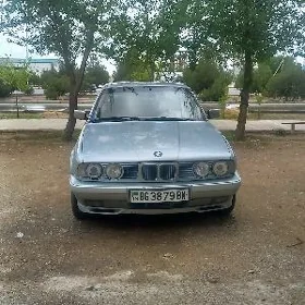 BMW 525 1990