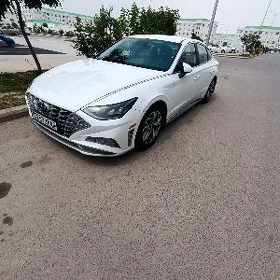 Hyundai Sonata 2022