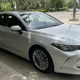Toyota Avalon 2020