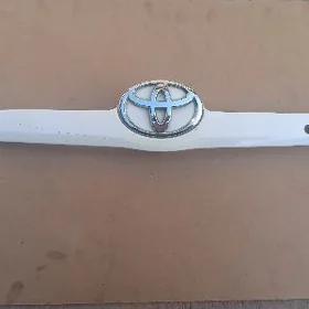CAMRY EMBELEMA SIGNAL