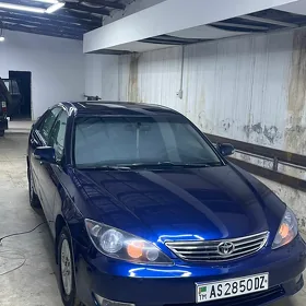 Toyota Camry 2005
