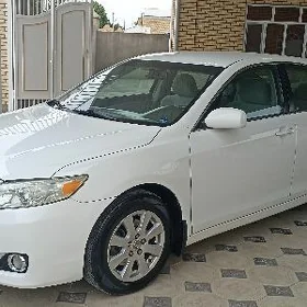 Toyota Camry 2011