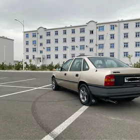 Opel Vectra 1992
