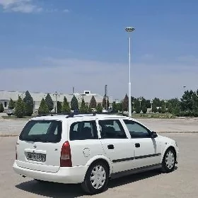 Opel Astra 2000