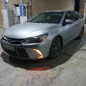Toyota Camry 2016