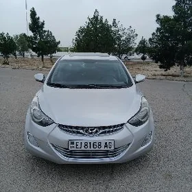 Hyundai Elantra 2012
