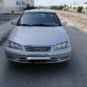 Toyota Camry 2001