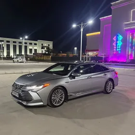 Toyota Avalon 2019