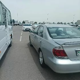 Toyota Camry 2003