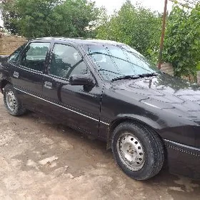 Opel Vectra 1990
