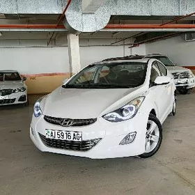 Hyundai Elantra 2012