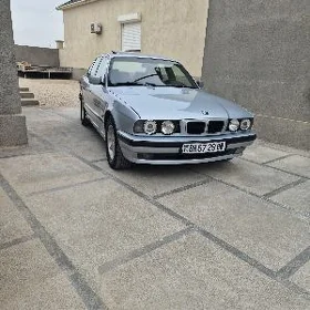 BMW E34 1990