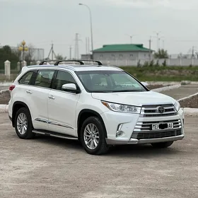 Toyota Highlander 2018