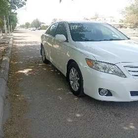 Toyota Camry 2011