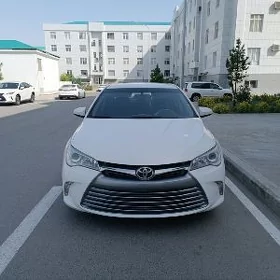 Toyota Camry 2016